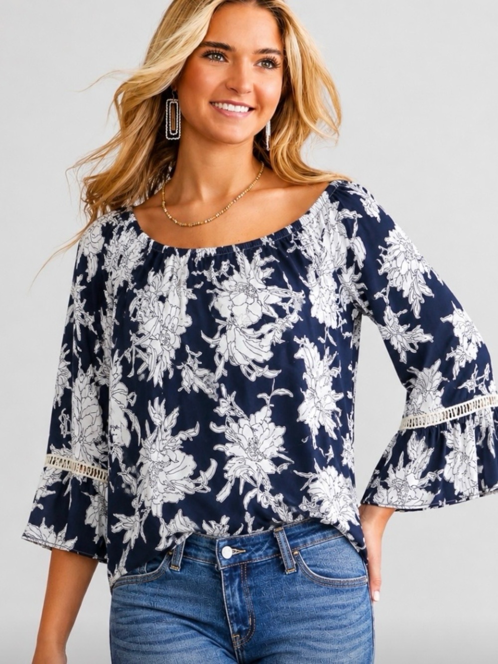 Chelsea & Theodore floral medium shirt with bell sleeves over sized boho costal